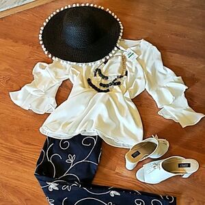 🌺HOST PICK!🌺MARCUS ADLER BLACK HAT W/ WHITE POMS